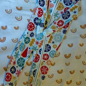 Little Sleepies Modern & Merry Multicolor Snowflake Zippy